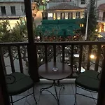Pensión Celena Maisonettes