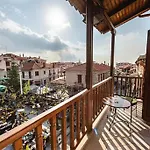 Pensión Celena Maisonettes Arájova