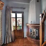 Celena Maisonettes Pensión