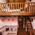 Celena Maisonettes 4*