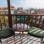 Pensión Celena Maisonettes 4*