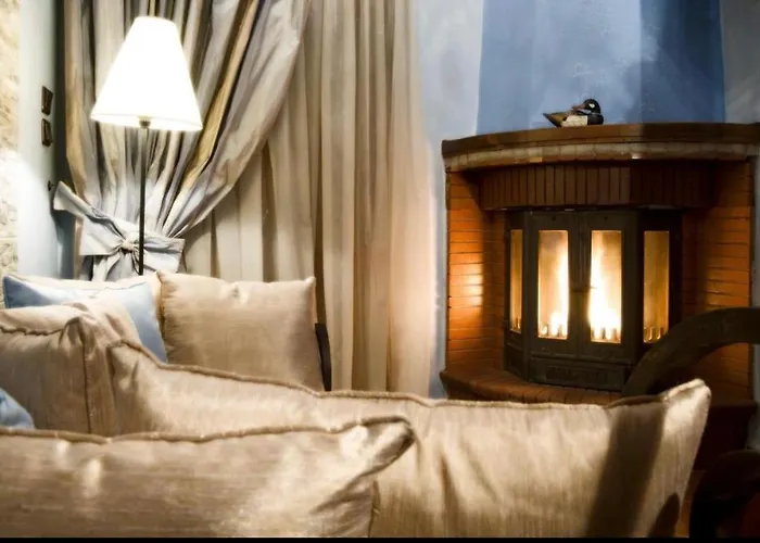 Celena Maisonettes Πανσιόν Αράχωβα